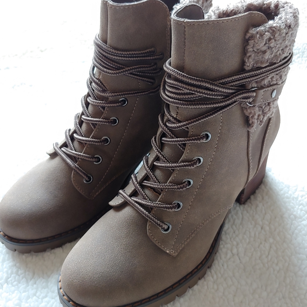 NanaMacs sherpa boots